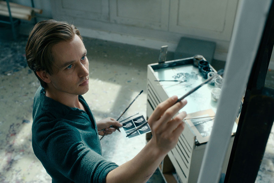 Never Look Away Film Still